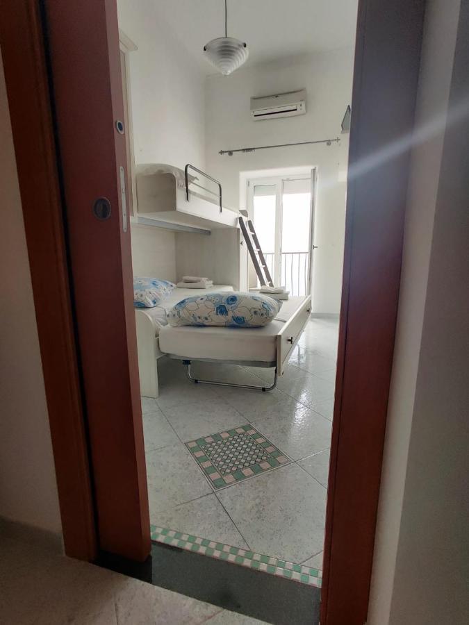 Casa Vacanze Da Serena Lacco Ameno  Eksteriør billede